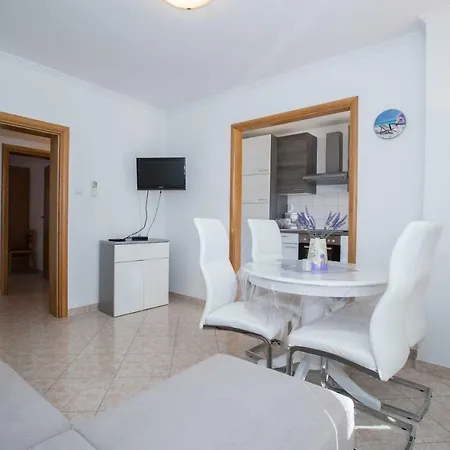 Dania Apartament *
