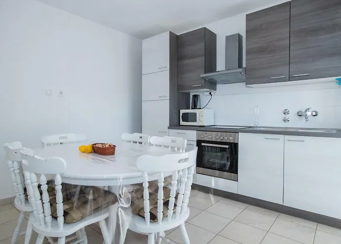 Dania Apartment Lopar